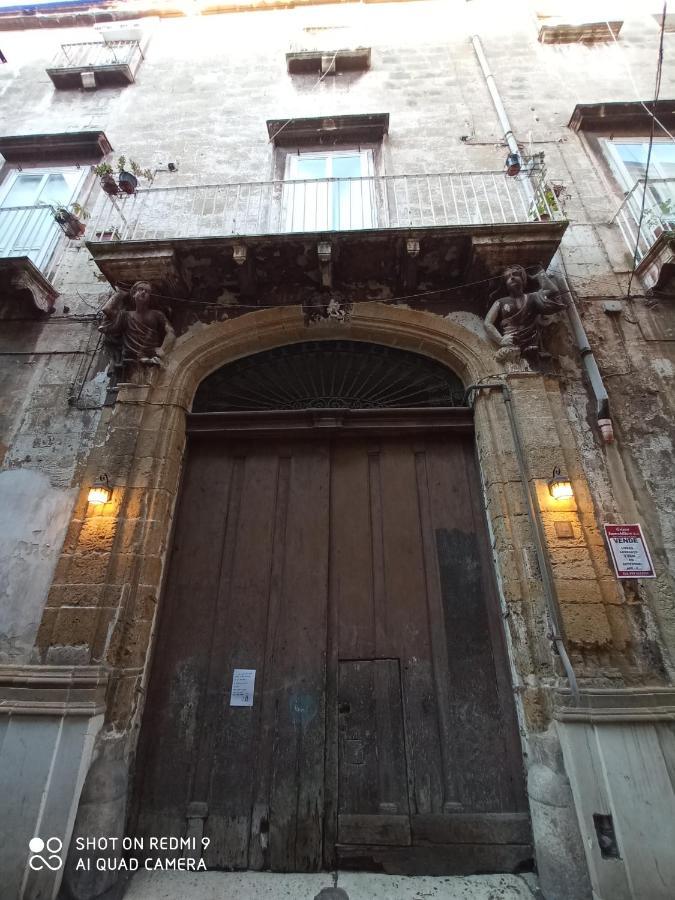Palazzo Saraceno Apartment-Taras Taranto Ngoại thất bức ảnh